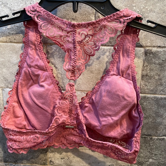 ❤️ GILLY HICKS HOLLISTER LACE BRALETTE SIZE SMALL - Picture 2 of 3